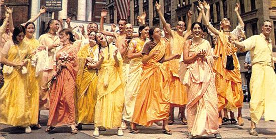 tanzende Krishna devotees